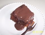 Bolo de chocolate com creme de café com chocolate