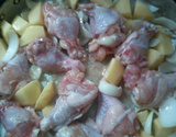 Frango com molho de maionese e alho