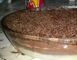 Pavê de bolacha maisena com creme branco e creme preto