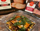 Lombo barbecue com farofa de frutas e espinafre frito