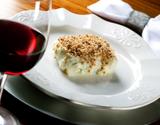 Bacalhau com creme de alho-poró e cobertura crocante