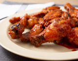 Buffalo wings (drumets picante) com molho blue cheese