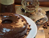 Bolo de café com chocolate