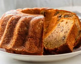 Bolo de maçã com canela e aveia fofinho de liquidificador para fazer no forno ou na airfryer