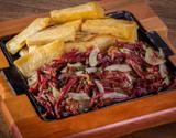 Carne seca acebolada