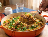 Arroz de fraldinha desfiada na panela de pressão