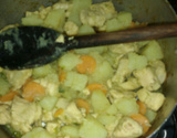 Frango com batata e cenoura