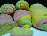 Pão colorido da Jussara