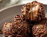 Brigadeiro no ponto perfeito para enrolar que não gruda na panela