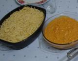 Macarrão ao molho estrogonofe