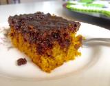 Bolo integral de cenoura com aveia e mel