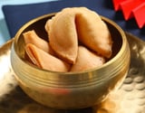 Biscoito da sorte: receita caseira crocante com dica para fechar e que fica igual de restaurante