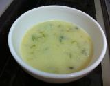 Sopa cremosa de alho-poró