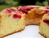 Bolo de ameixa vermelha