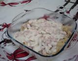 Penne com molho branco e peito de chester