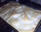 Deliciosa torta de maçã com merengue