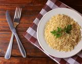 Arroz integral na panela de pressão