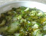 Salada de pepino agridoce simples