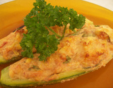 Abobrinha recheada com atum
