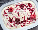 Pavê de cheesecake de morango com cream cheese e geleia: dois doces em um para inovar no Natal