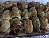 Coxa e sobrecoxa de frango recheada