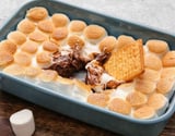 Smores de travessa assado no forno ou na airfryer fácil com apenas 3 ingredientes