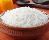 Como deixar o arroz branquinho e soltinho? Aprenda o truque secreto dos restaurantes