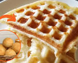 Todo mundo aqui em casa tá viciado nesse café da manhã: waffle de pão de queijo delicioso e fácil de fazer