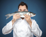 Como tirar cheiro de peixe das mãos: 4 truques simples