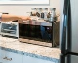 Nem micro-ondas, nem forno elétrico: esse é o aparelho que em uma hora consome mais energia