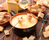 Fondue de cerveja e cheddar: como fazer