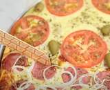 Massa de pizza caseira de liquidificador que meu filho acha mais gostosa que a da pizzaria: fácil de fazer e deliciosa