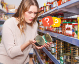 Toda comida enlatada faz mal? Veja quais são as melhores opções e quais você deveria evitar quando for ao mercado