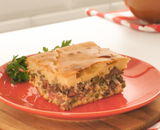 Você nunca mais vai achar carne moída sem graça depois de provar essa torta! Receita serve a família toda e fica pronta em menos de 1 hora