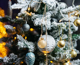 Que tal uma decoração diferente de Natal? Veja ideias de como usar seus enfeites natalinos de um jeito nunca visto antes