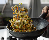 Como escolher uma nova frigideira? 3 dicas que vão te ajudar a encontrar o melhor opção para a sua cozinha
