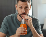 O suco mágico que pode melhorar a visão e prevenir doenças oculares degenerativas (e ainda melhora a saúde geral do corpo!)