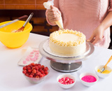 As melhores dicas para confeitar bolos de maneira criativa