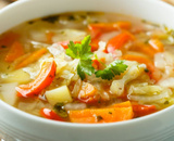 Combine esses ingredientes para fazer sopas e caldos nutritivos que vão te dar mais saúde e energia neste inverno!