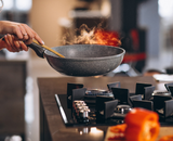 Por que você precisa ter um cooktop na sua cozinha? 3 motivos para comprar o eletrodoméstico