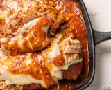 Nunca mais cozinharei frango à parmegiana de outra forma depois que aprendi essa receita de chef
