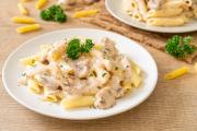 Macarrão ao molho branco