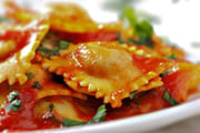 Ravioli caseiro (massa curinga)