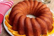 Bolo de limão e laranja com camomila