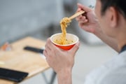 O que comer enquanto maratona doramas? Combinações perfeitas inspiradas nas suas séries favoritas