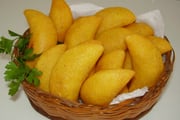 Pastel de angu