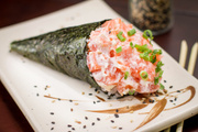 Temaki philadelphia (salmão e cream cheese)