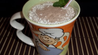 Bebida de chocolate com leite de coco