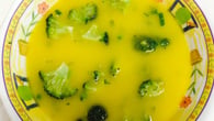 Creme de mandioquinha com brócolis
