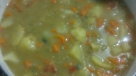 Sopa de ervilha com legumes
